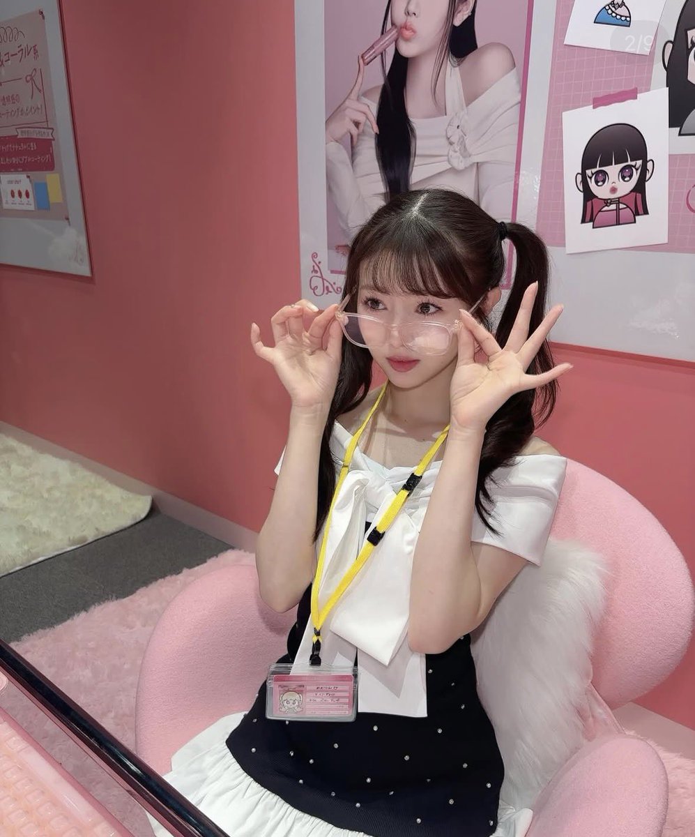 🙂‍↕️🎀 tweet media