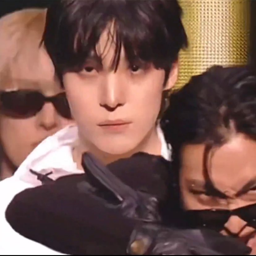 joy⊹.݁༉ tweet media