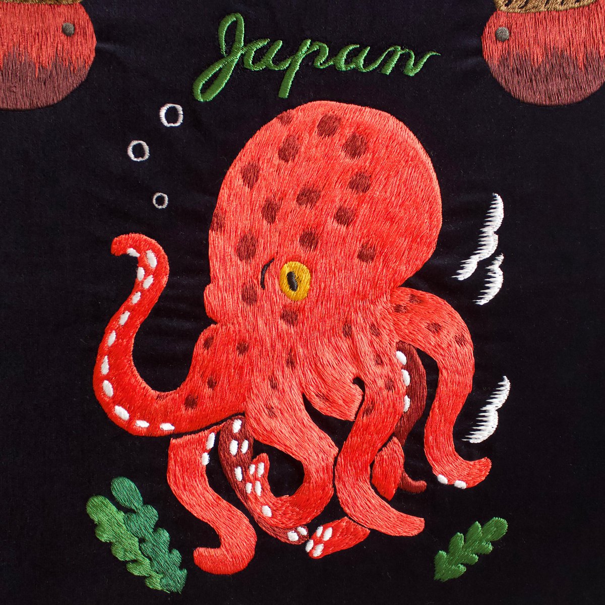 私が刺繍をした可愛いタコちゃんは、どこかのお家へ貰われて行った