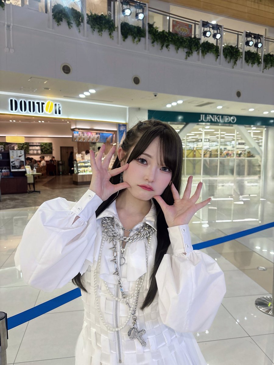 杏実【シーオン】 tweet media