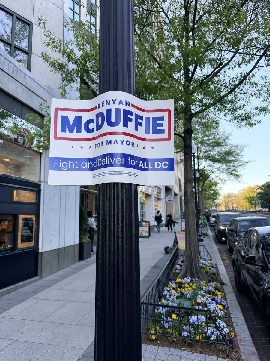 Larry Madowo tweet media