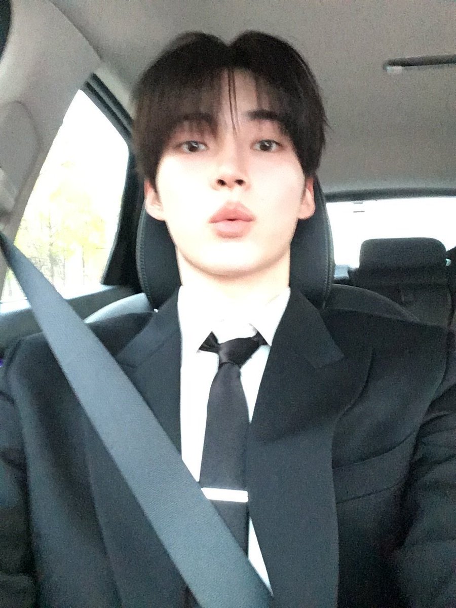 ham 💬 tweet media