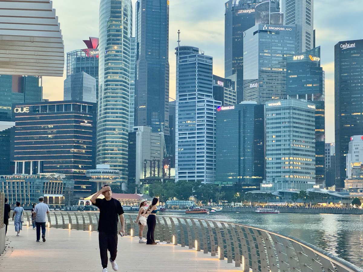 pusuke_sg's tweet photo. 今日も元気にランニング

#singapore #running #シンガポール #ランニング https://t.co/25ZQoY6ayO