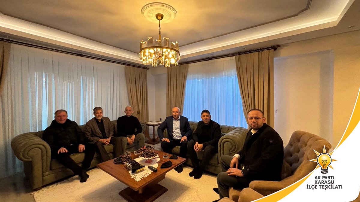 İlçe Başkanımız Recep Aksu, Bld Başk Yard Muhammet Gençbay ve yönetim kurulu üyelerimizle birlikte, Umre vazifesini yerine getiren meclis üyemiz Abdülkadir Şamlıoğlu ve oğlu Hasan Murat Şamlıoğlu’nu ziyaret ettik.

Rabbim yapılan ibadetleri kabul eylesin.
#AKPartiKarasu