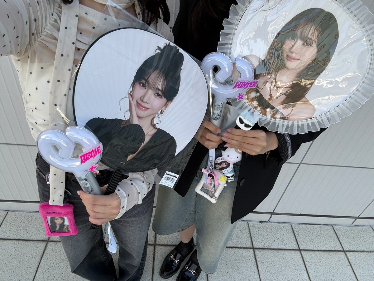 𝓢 ❄️ tweet media