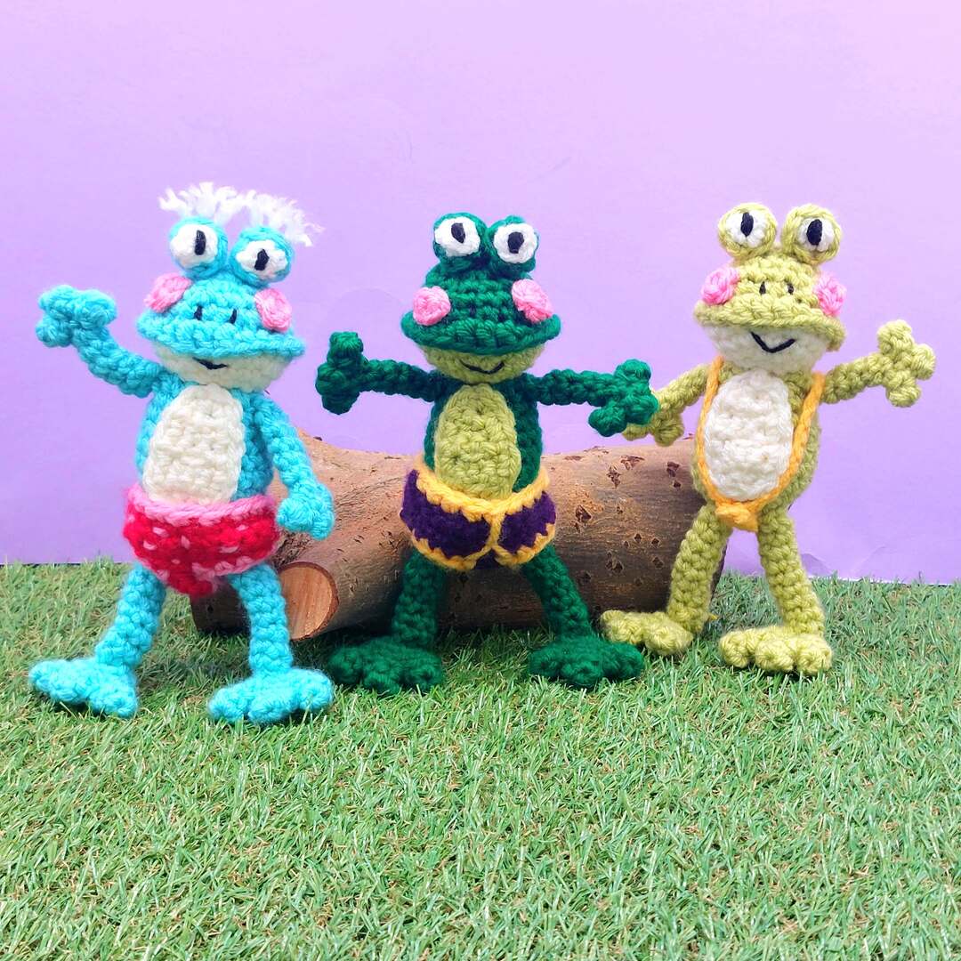 WoollyWee's tweet photo. Say hello to our adorable Baby Frogs in pants! 🐸🩲 They’re perfect for cheeky gifts and make your crochet time extra funl Grab a kit now and watch these cute frogs hop right onto your hook. Let’s get crafting! 🌟

https://t.co/qcfUin2T8S https://t.co/u66M5mpIob