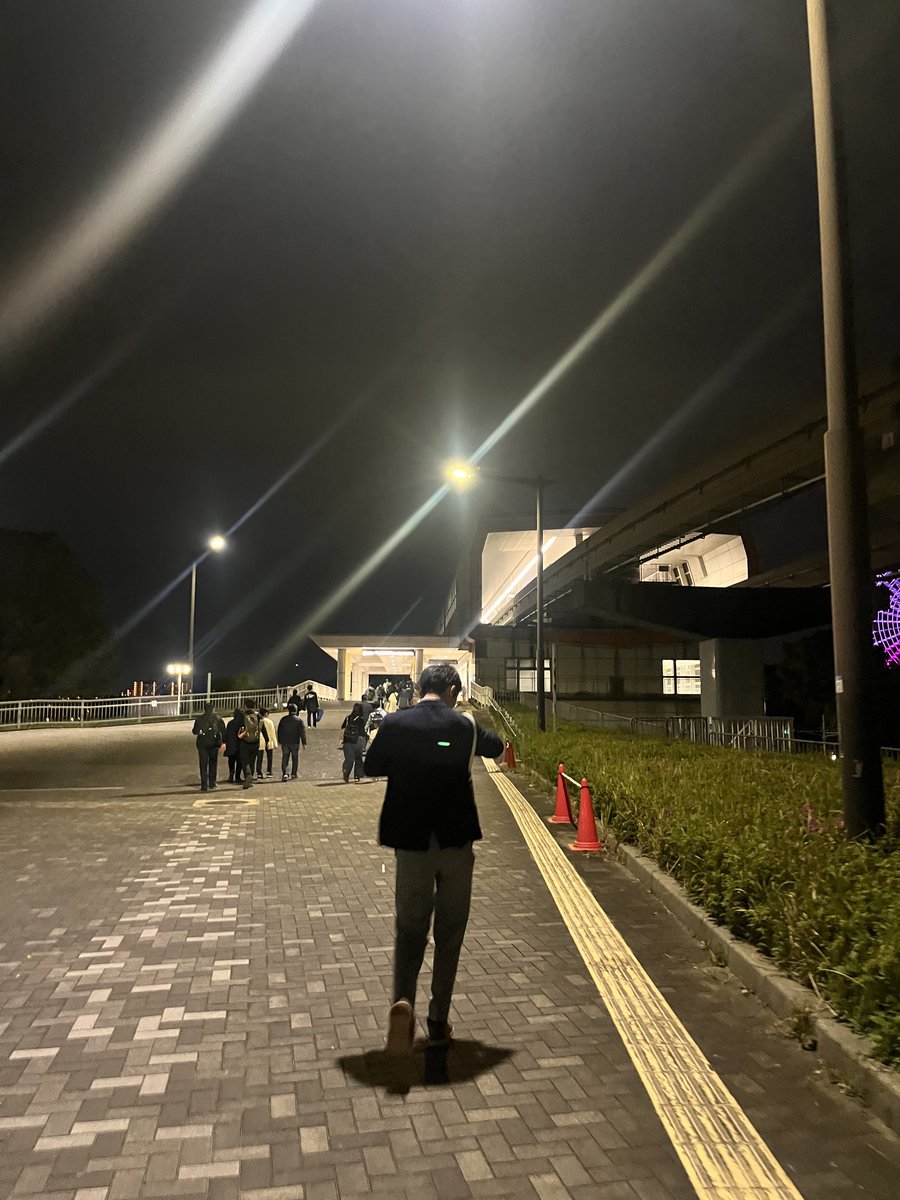 はしもとかよ tweet media