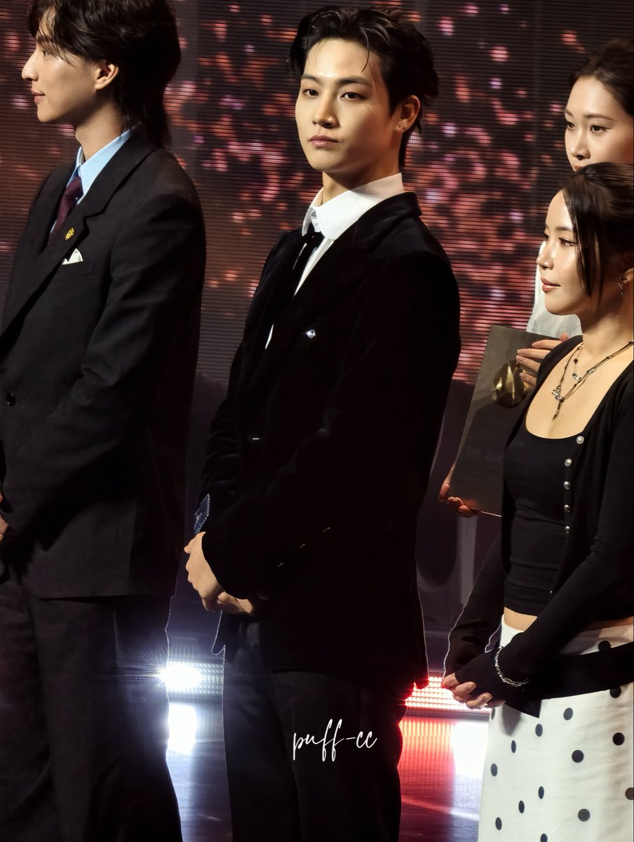 Juniidef˙˙💙🌴😪 tweet media