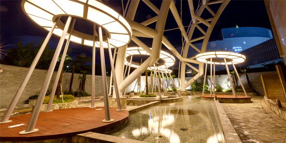 까눌레 tweet media