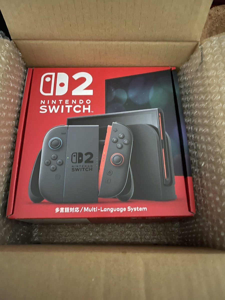 aichirisu's tweet photo. So the Switch 2 arrived yesterday! Did my first Pokopia stream today. 🫶🏻

Also managed to fix my vtuber model hair texture so no more weird white lines. It was sloppy work by me at first, but we good now! 

Small wins. 💖 https://t.co/4xsQapNtKU