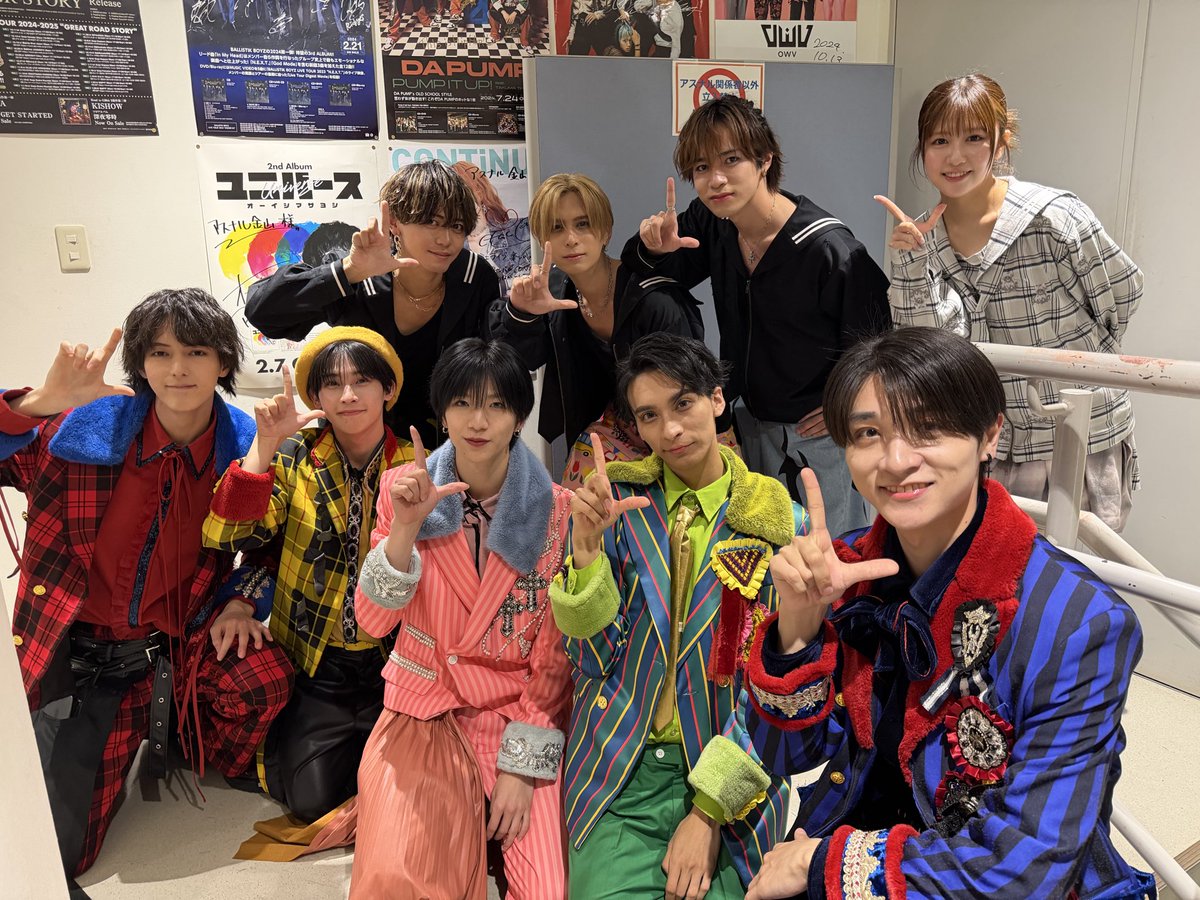 FLOP_FLOW_'s tweet image. 『アスナル金山』にてライブありがとうございました！

LITさん、iPASSさん、Crimson Crat Clanさん、一緒にお写真とっていただきありがとうございました✨

#FLOPFLOW #アスナル金山 #LIT #iPASS  #CrimsonCratClan