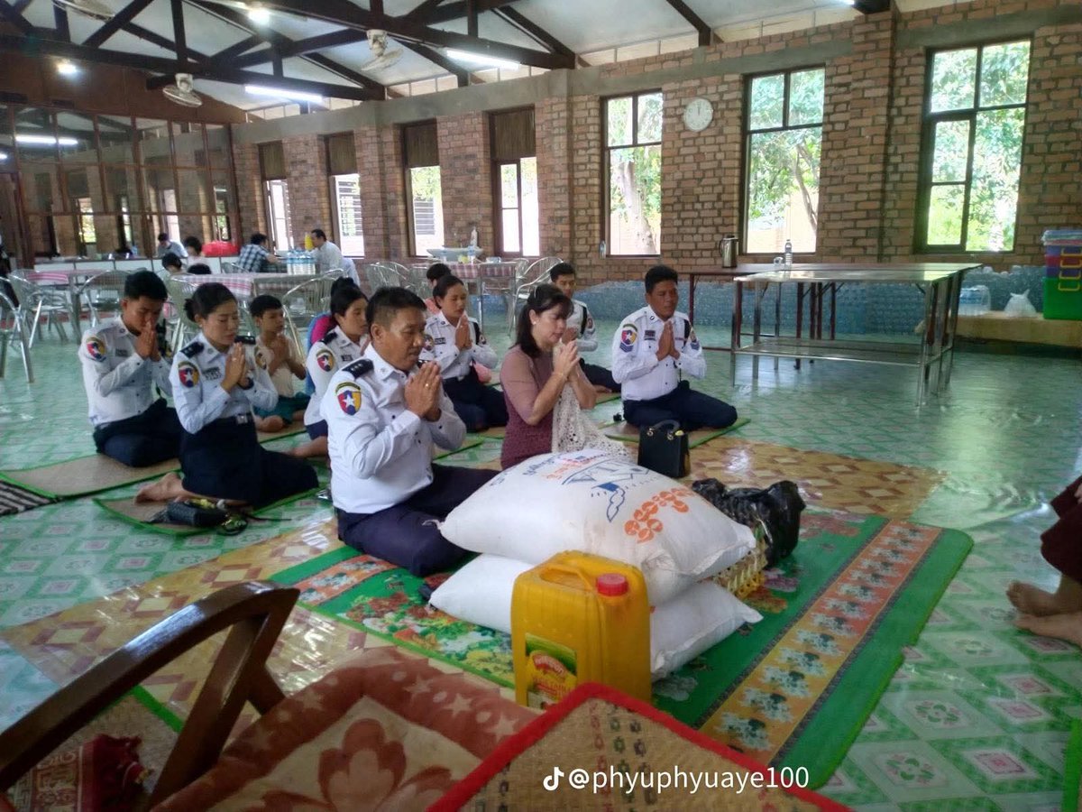 Thaw Tar Wine Pyae ♉ 🌛 tweet media