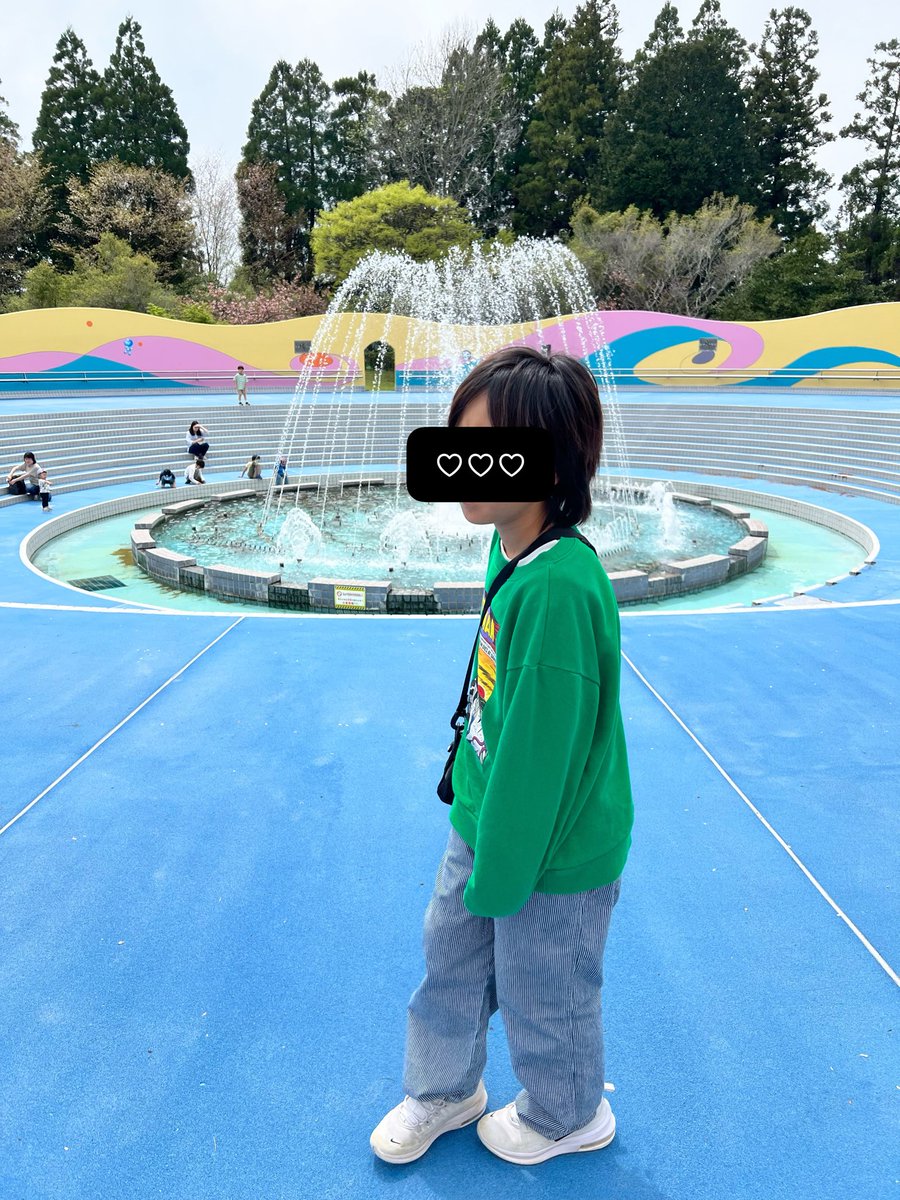_rapapanpan's tweet photo. お外で食べた
牛スジカレーが美味しかったね👦🏻🧡 https://t.co/6CmwQjfeIt