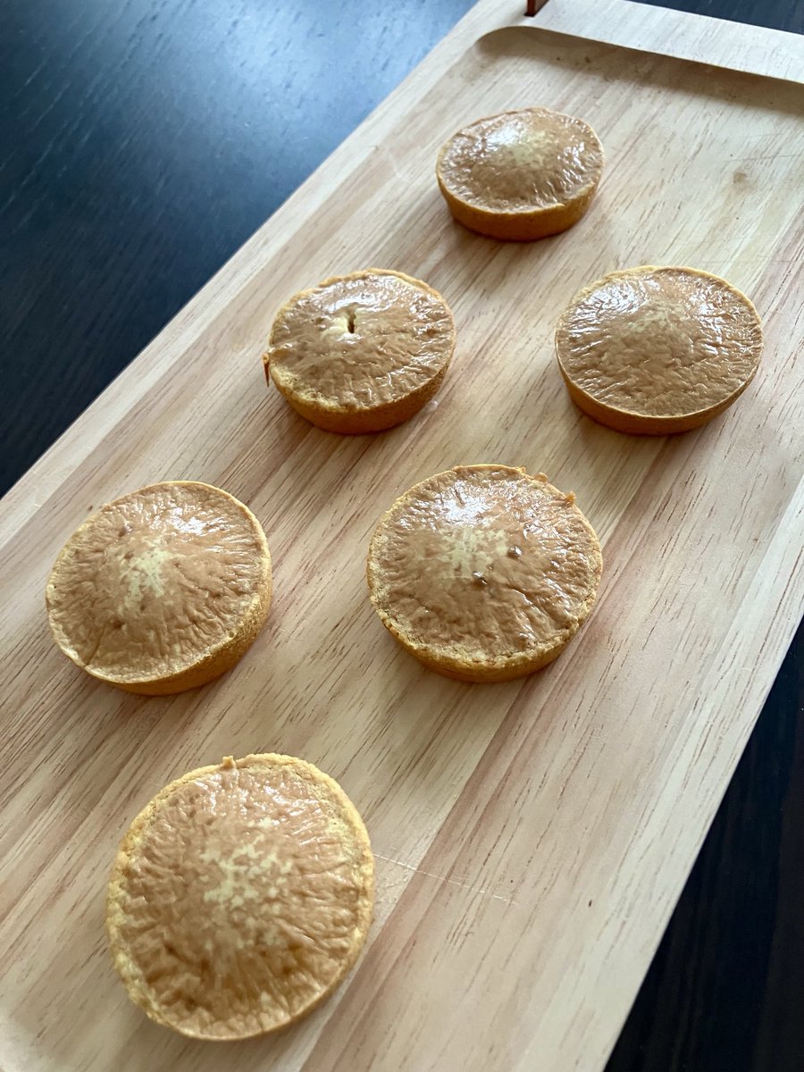 KrisBlackRose's tweet photo. Dear Cary @carykelly I upgraded the #butterpowder brioche with adding some corn flour to the base mix, and they are really delicious with a thin crust and a fluffy buttery interior. https://t.co/18pdwbNZwg