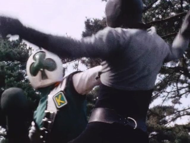 SentaiFive's tweet image. Last night on the #JAKQ Rewatch: "Black Demon Moon!! Ghost Story - Hell House" King investigates a young girl's home, who believes is haunted by her supposedly dead sister, but turns out to be a plot by her uncle, working as a Crime Boss