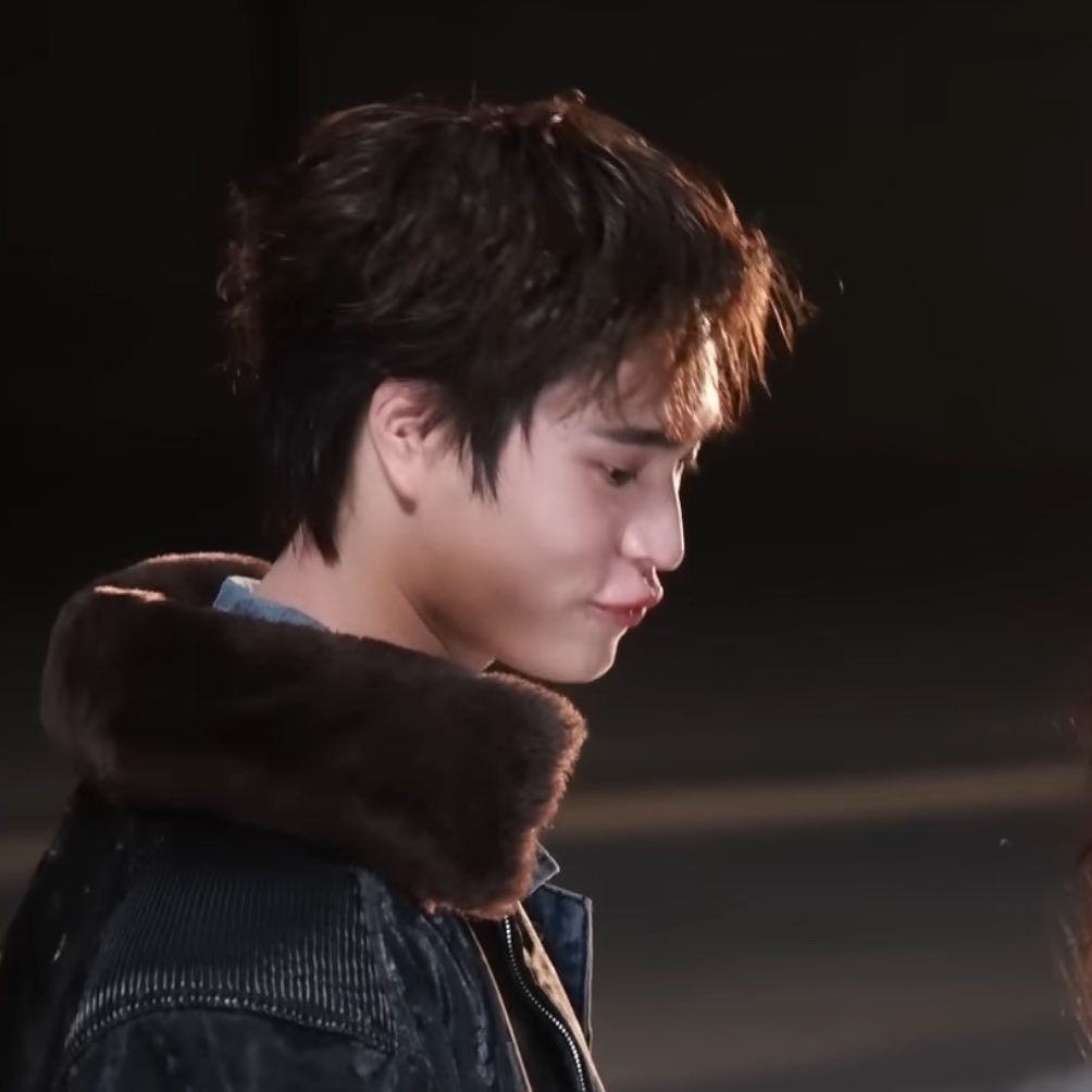 เนเธญเธฃเธตเธช เพเฝฒ tweet media