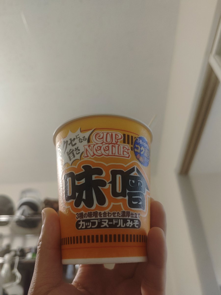 寿司に牛乳は合う tweet media