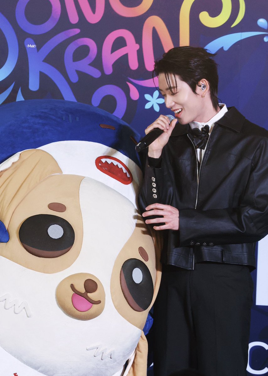 Muse0519's tweet image. 260412 PAPA EST WESLEY TIME
#InfinityMedicalClinicxEST #est_rvp #WESLEY