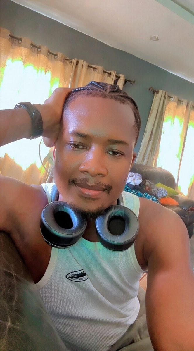 StyledByOtis 💯 tweet media