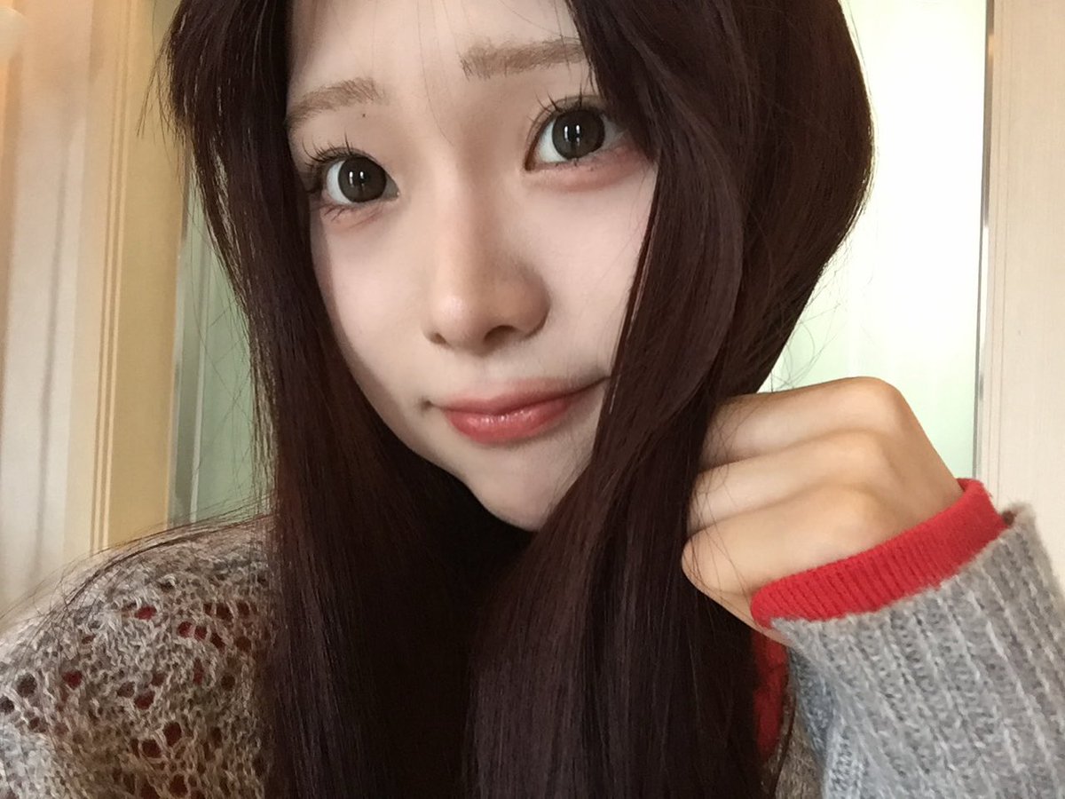 moe_pxrb's tweet photo. おそにゃん🐈‍⬛

久しぶりのOFFは韓国で過ごしたよ🇰🇷💖
美味しい物食べたり、ショッピングしたり、友達に会ったり(*ˊ˘ˋ*)｡♪:*
少しずつ写真も載せていくね！

ここ最近はSNSの更新とか見るのおやすみしてたから今日からまたゆっくり見ていくねー🎀
#PixelRibbon #黒崎萌 #アイドル https://t.co/vIp3BTNGds
