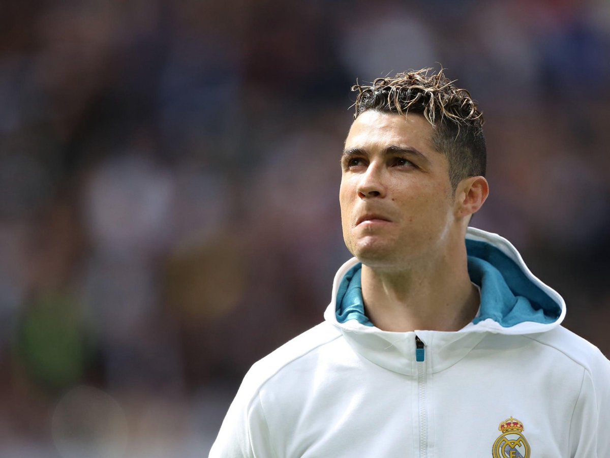 عالم كريستيانو tweet media