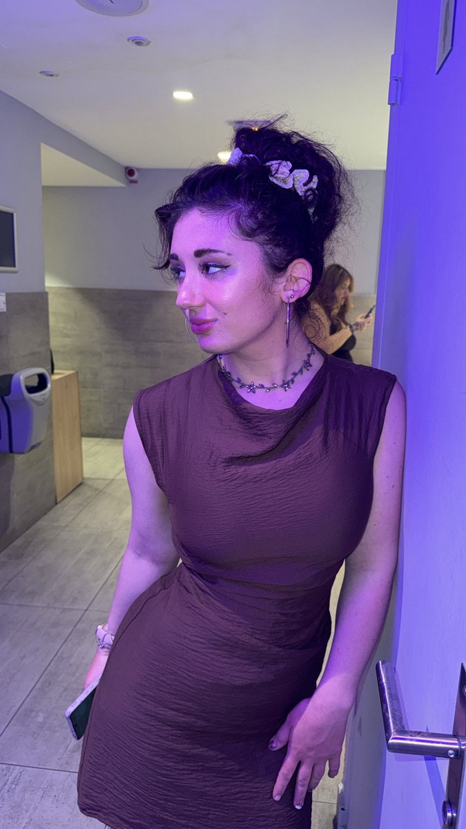 FutureChomeuse tweet media