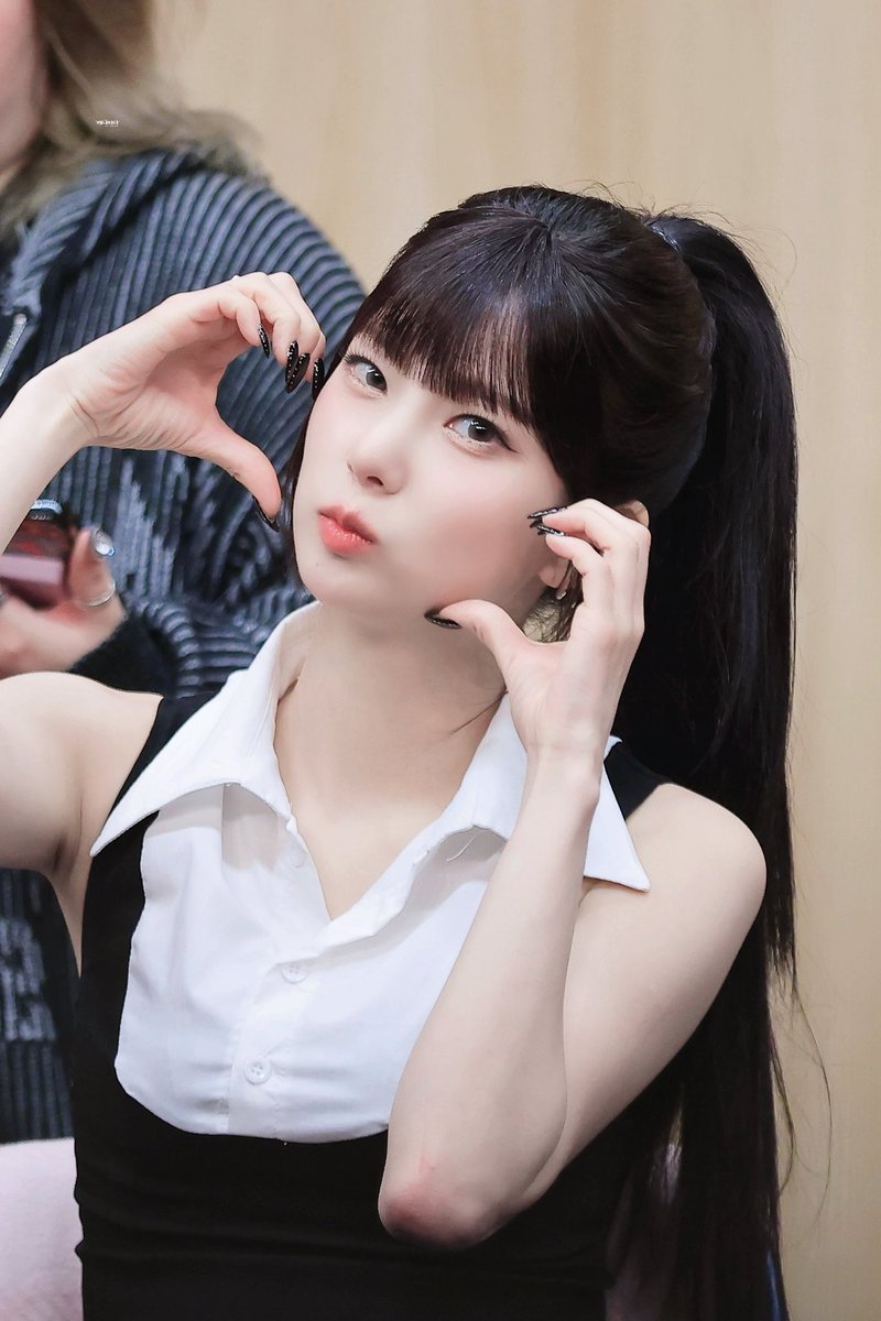버니지니 tweet media