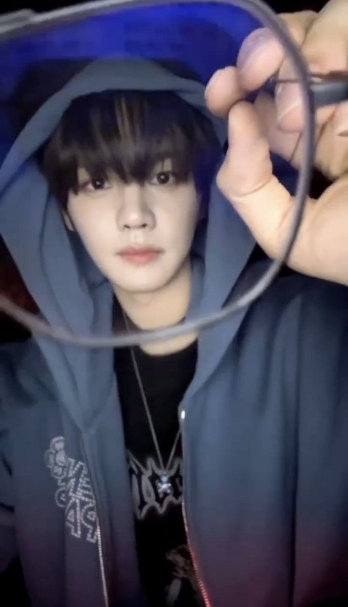 anayi ♬⋆.˚ tweet media