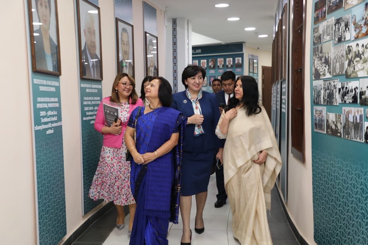airnewsalerts's tweet photo. Secretary (South), @MEAIndia, Dr Neena Malhotra delivered keynote address at the Tashkent State University of Oriental Studies (#TSUOS) during a Conference in #Uzbekistan.
During her visit, Secretary (South) also visited the Mahatma Gandhi Center for Indology at TSUOS.
The External Affairs Ministry said that she interacted with Indologists and students, discussing avenues for cooperation to promote Hindi and other Indian languages in order to further strengthen cultural and educational ties.
