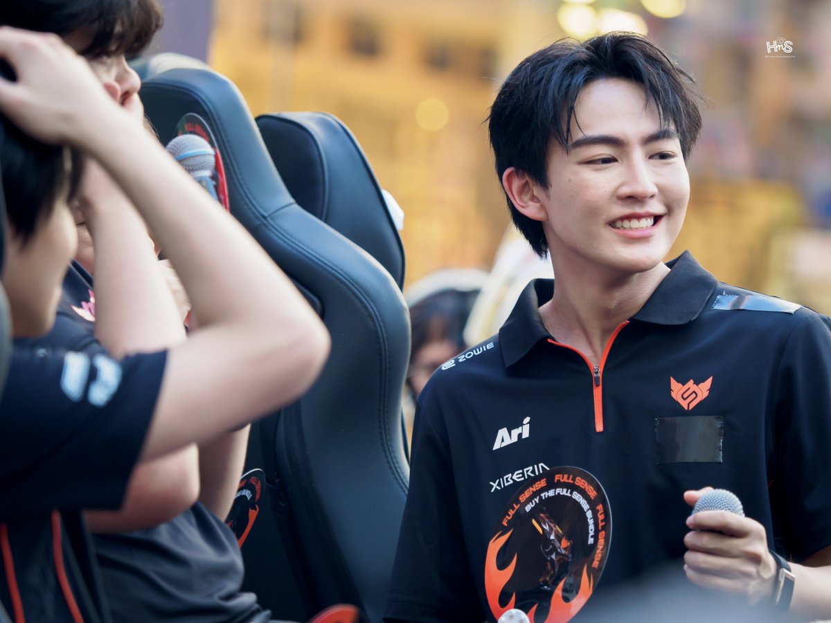 ' HnS ♡ tweet media