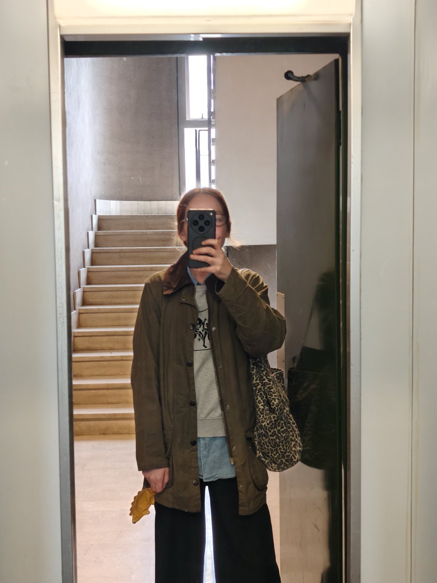 Valentina tweet media