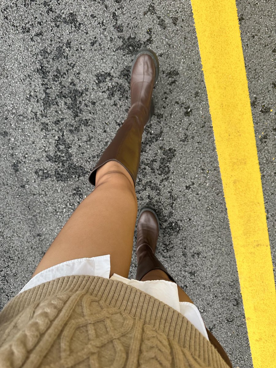 lahasilaro tweet media