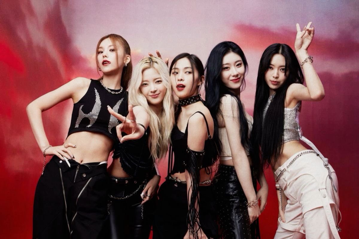itzypopbase's tweet photo. ITZY’s Yuna reveals that the groups upcoming comeback will have a “Summer vibe” with the song being energetic &amp; sexy/mature. https://t.co/OcG3zu6Cxy