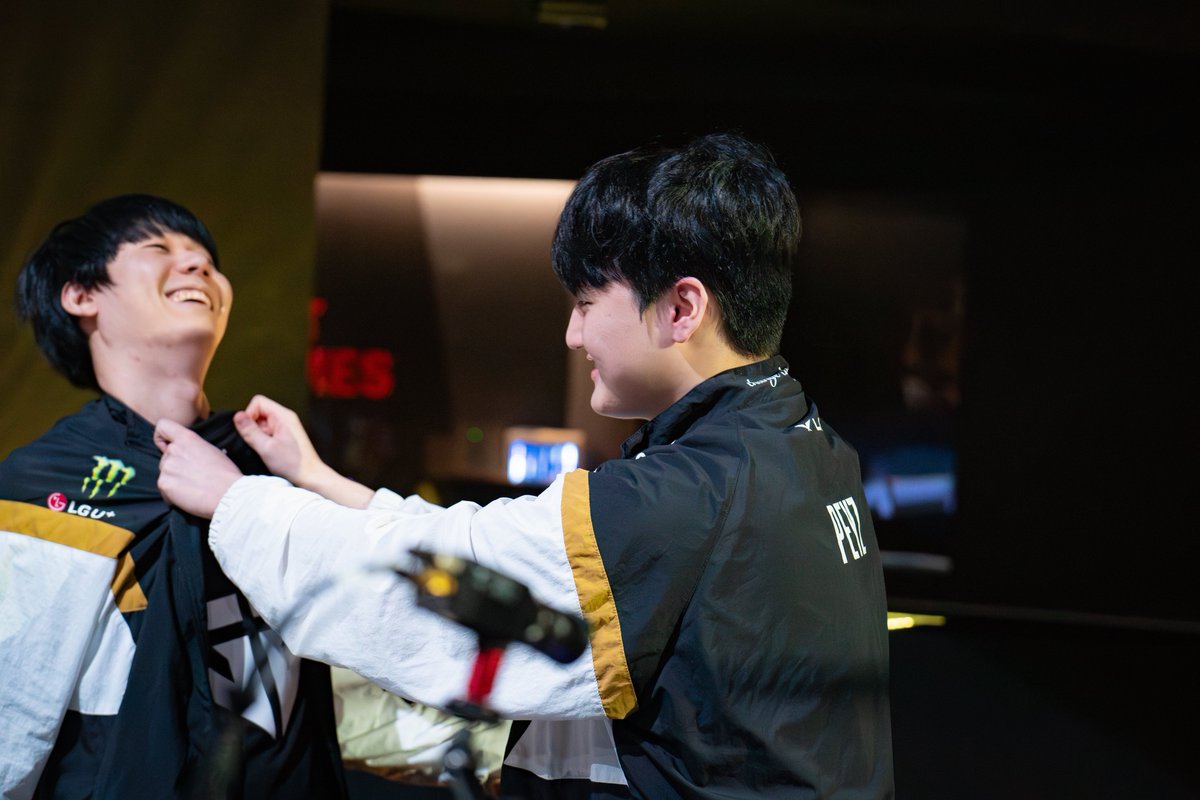 ᓚᘏᗢ tweet media