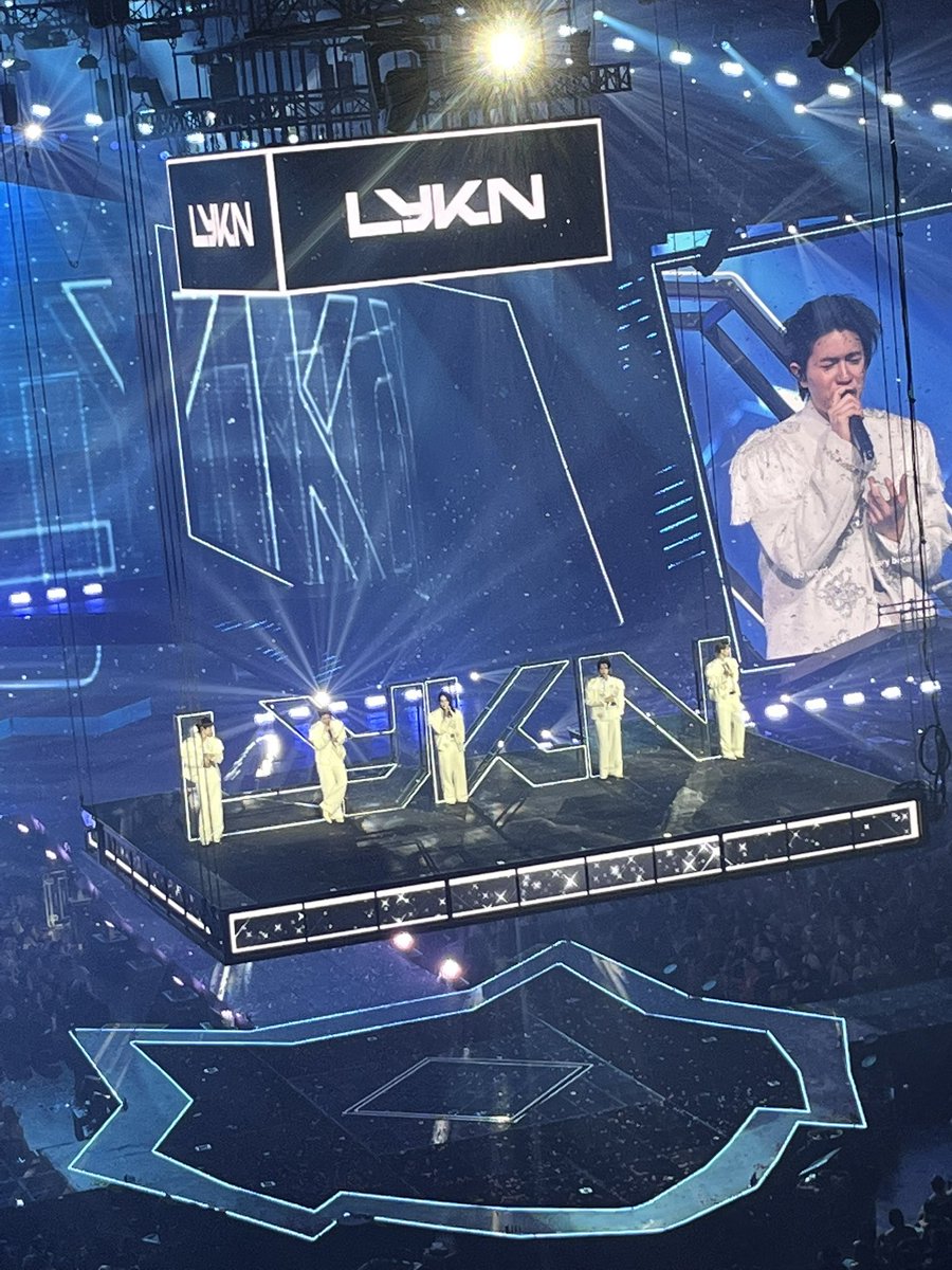 💚🤍jinju3388❤️💙 tweet media