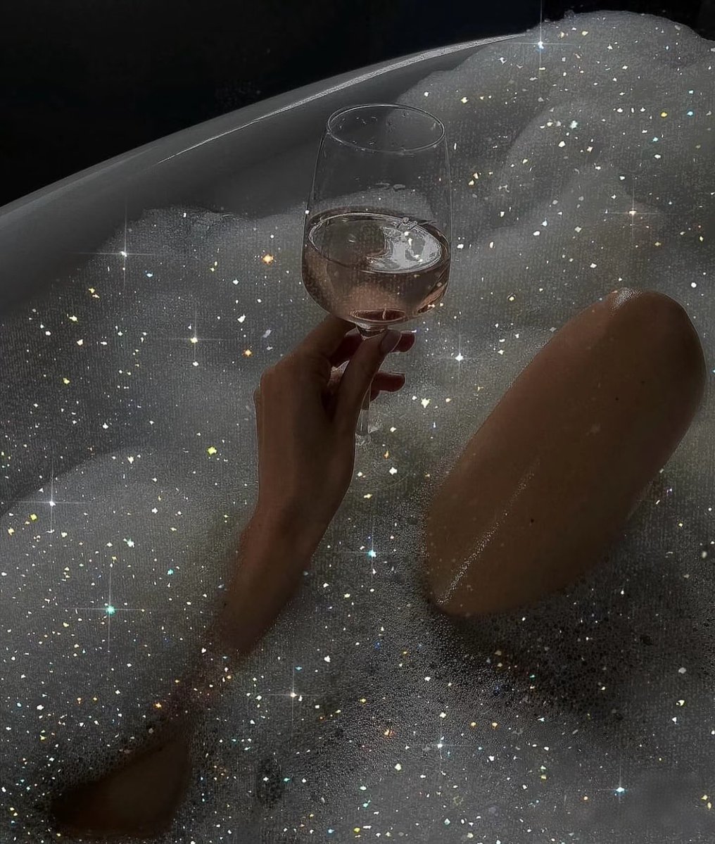 Victoria S tweet media