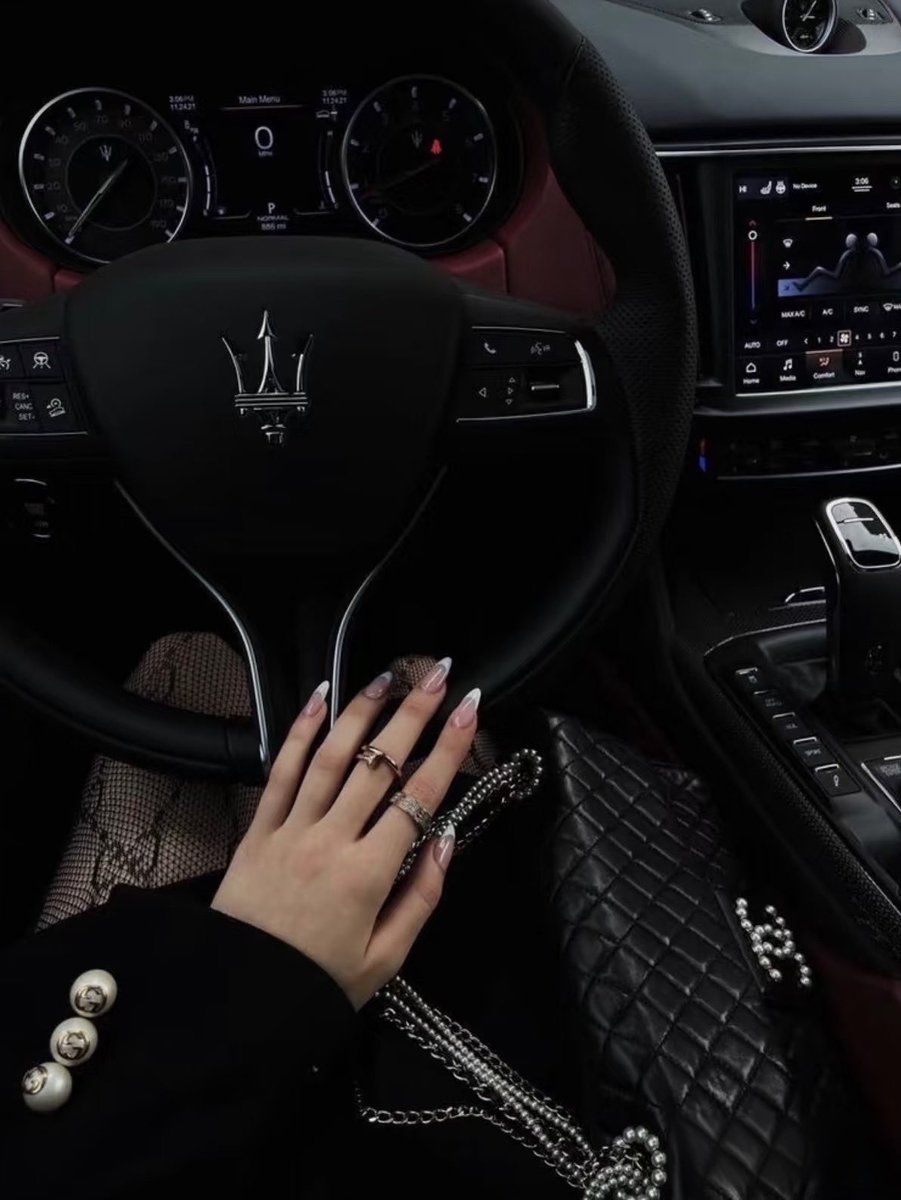 Victoria S tweet media