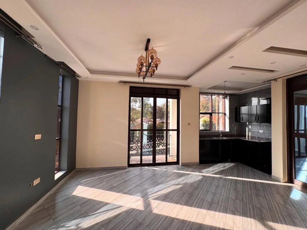 Grace airbnb Host tweet media