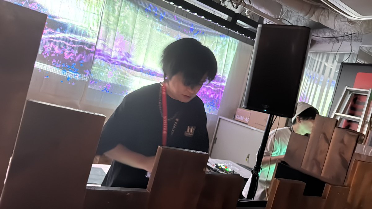 OsakaMelty's tweet photo. 2Fフロアは魂音泉
4Fフロアはmaru_chin

#OsakaMelty 
当日券もございます！
迷ってる人は是非✨ https://t.co/l2DhjP0pfc