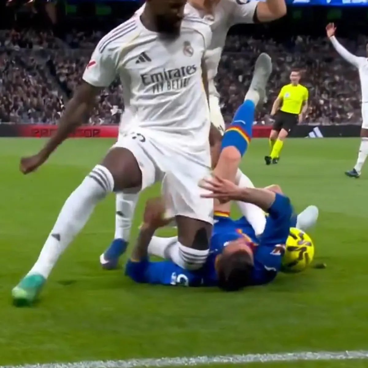 Excalibur tweet media