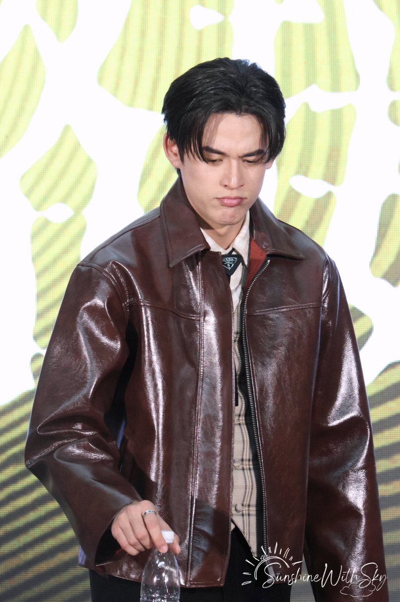 ☀️✨☁️ tweet media