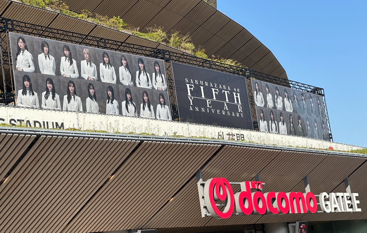 ライト tweet media