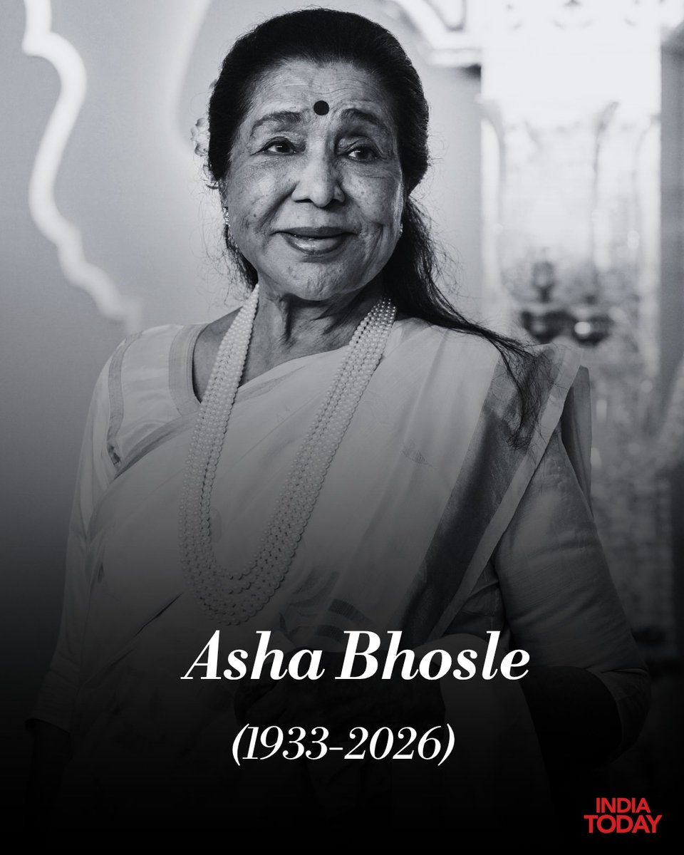 IndiaToday's tweet image. Legendary singer Asha Bhosle passed away on April 12 in Mumbai. She had been admitted to the hospital due to extreme exhaustion and a chest infection, according to her granddaughter Zanai Bhosle.

Read in detail: intdy.in/43th5k

#AshaBhosle #Mumbai #BreachCandyHospital |
