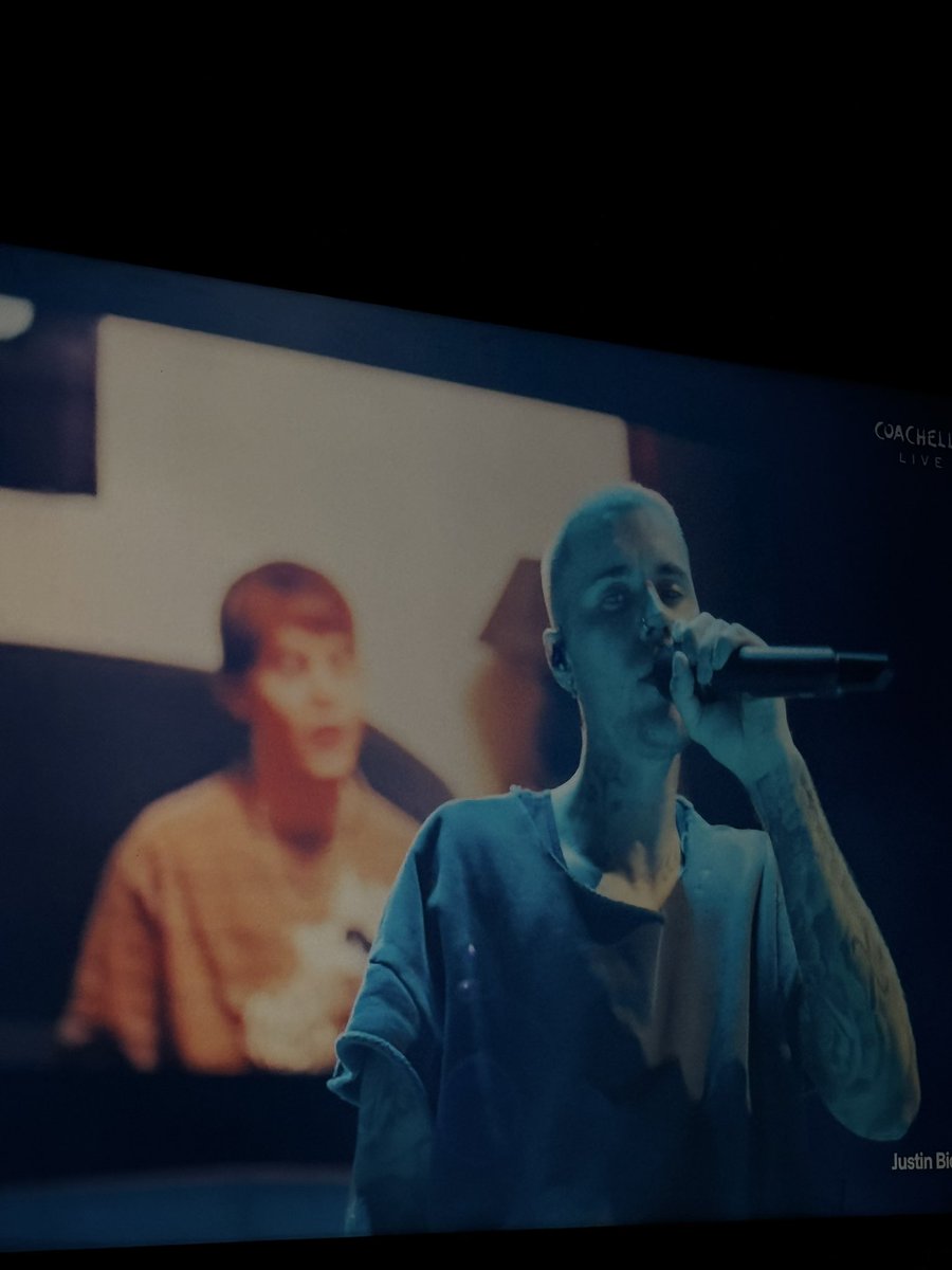 Beto🇲🇽|| BIEBERCHELLA tweet media