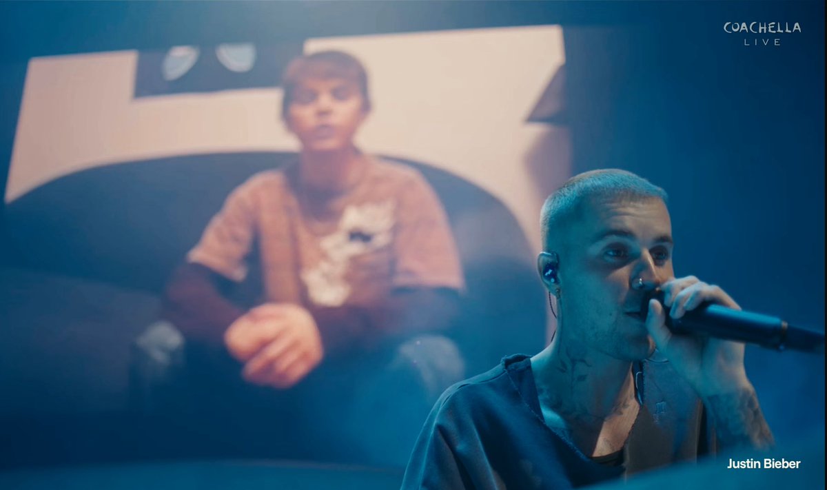 omg the part where justin bieber sang along with his baby self at coachella is just genius 🥹