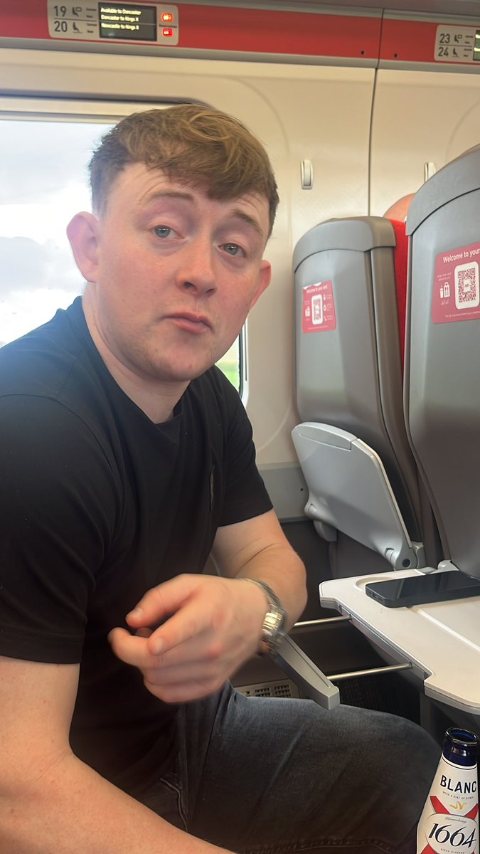 Bonesconnor1's tweet photo. Trip to the smoke https://t.co/NOkzU1hwKl