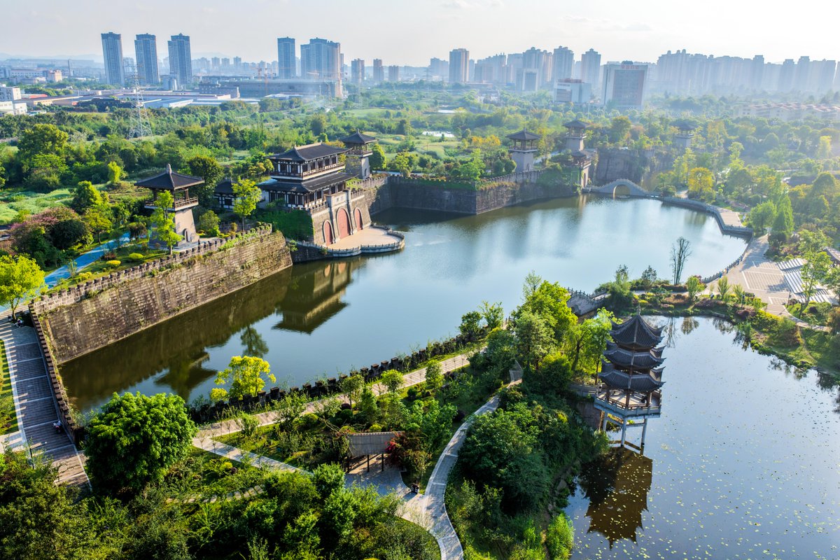 FlyOverChina tweet media