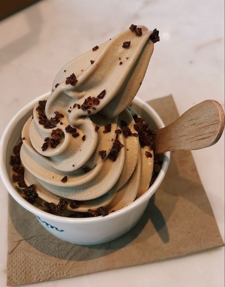 feureudelys's tweet photo. ㅤ
ㅤ
     ꒰  #LITNATION  ꒱
     ꔫ   ⎯⎯⠀ .  🪷

💭 𝗜𝗖𝗛𝗜 just posted:
A cup of gelato just to survive the heat.
ㅤ
ㅤ https://t.co/VeD3mVAPx3
