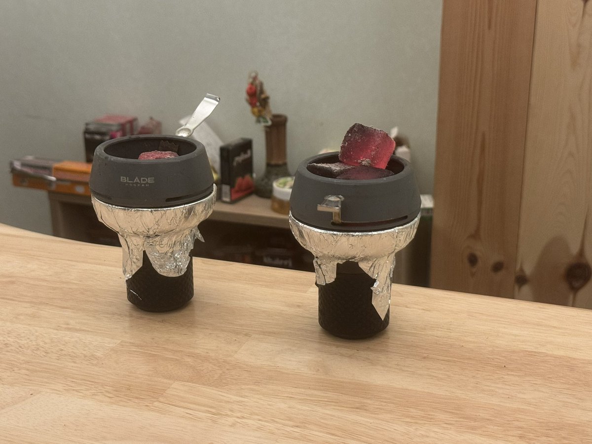 rensa_28's tweet photo. 人生3回目シーシャ屋さん
イメージと違って明るい空間だった！ https://t.co/HbIvVXYH4n