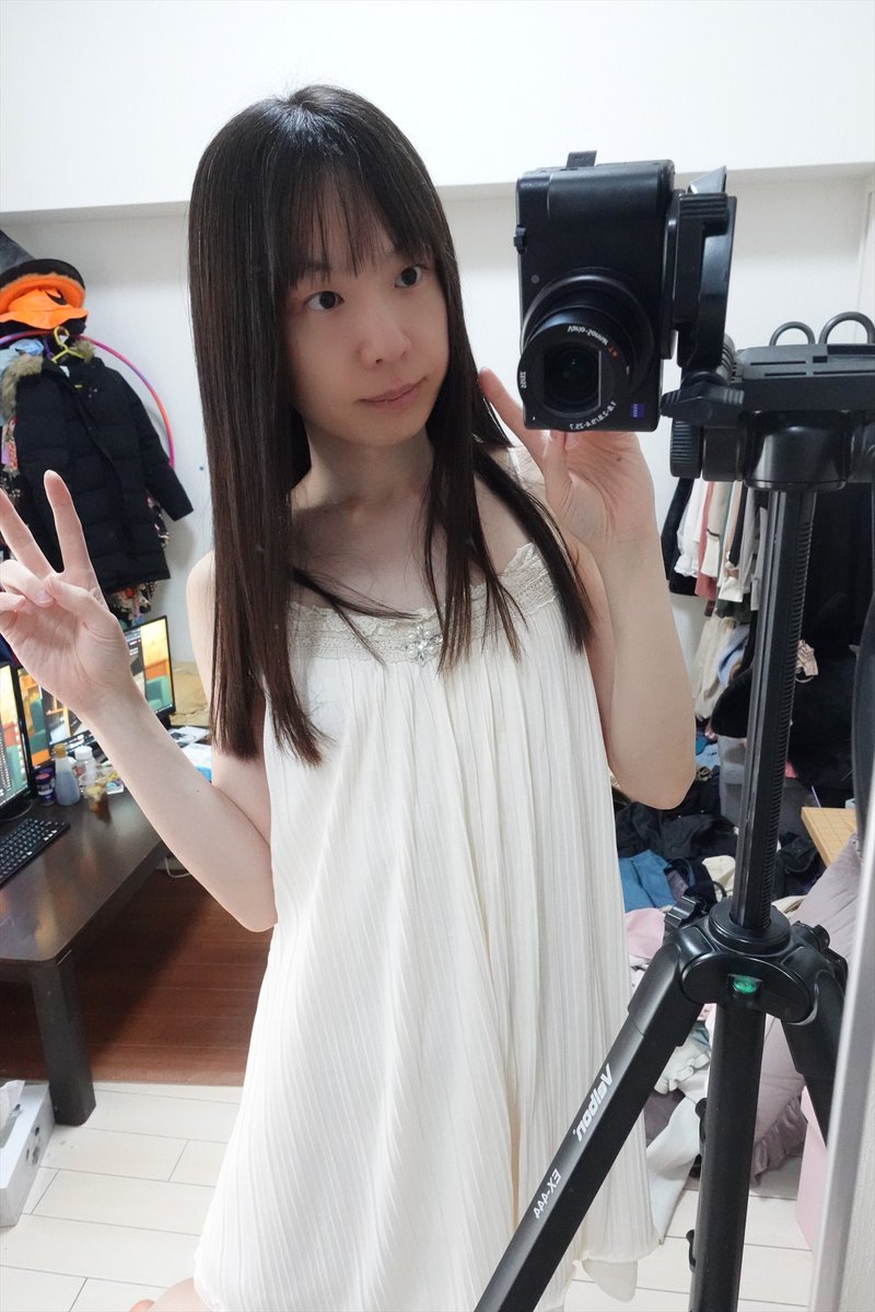 といろ tweet media